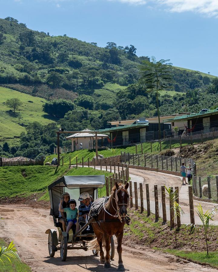 Hotel Fazenda Terra Dos Sonhos Bueno Brandao Bagian luar foto